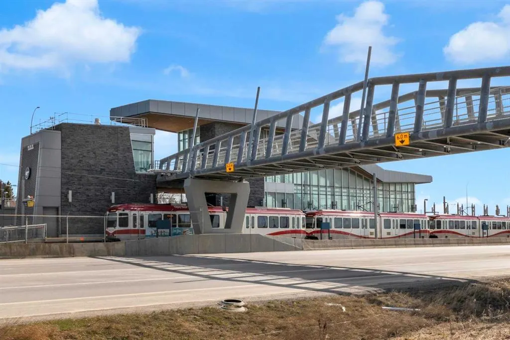 155 Tuscany Springs Gardens NW