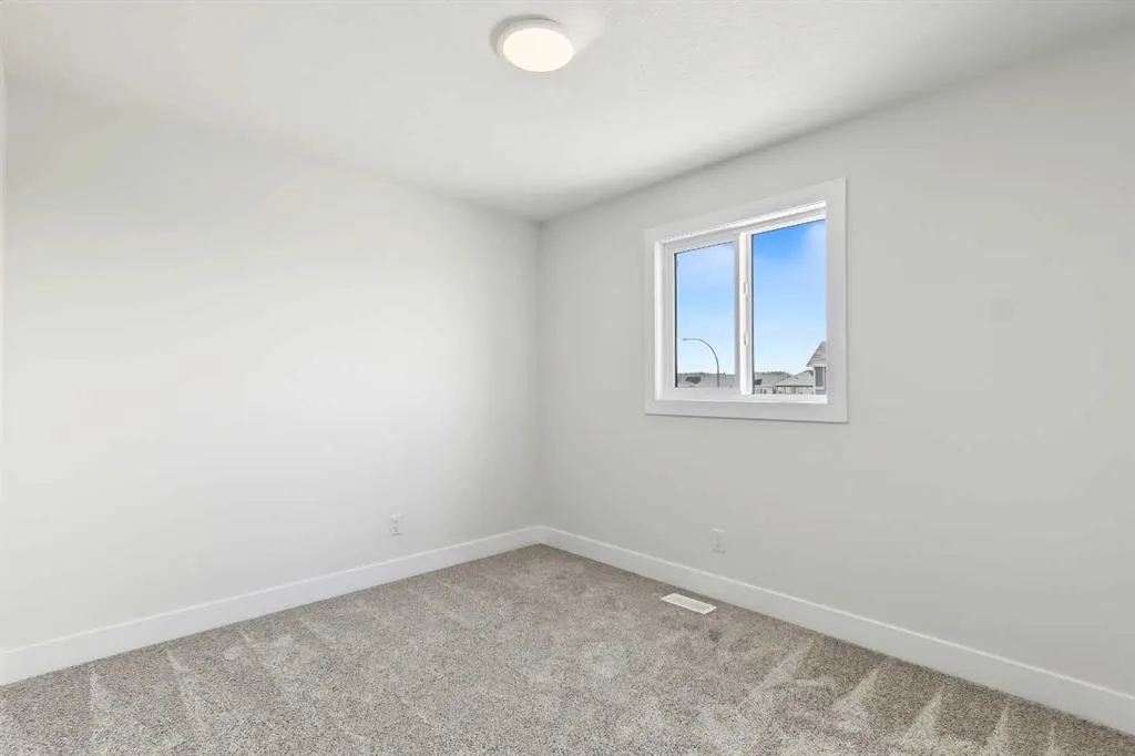 138 Silver Spruce Road SW