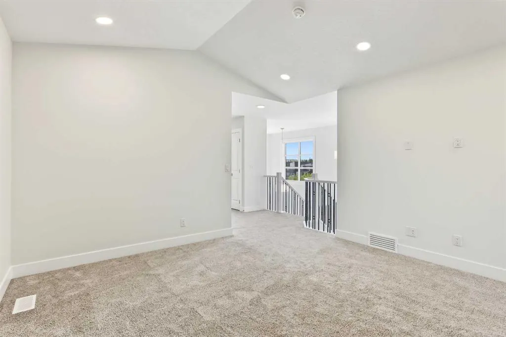 138 Silver Spruce Road SW