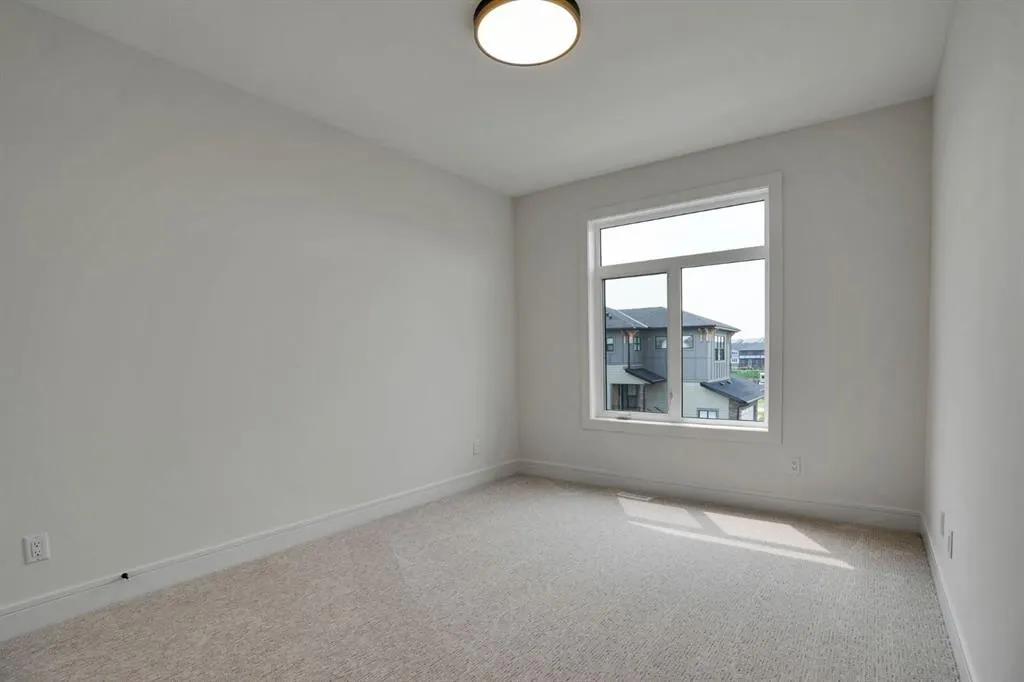 952 SOUTH SHORE Terrace