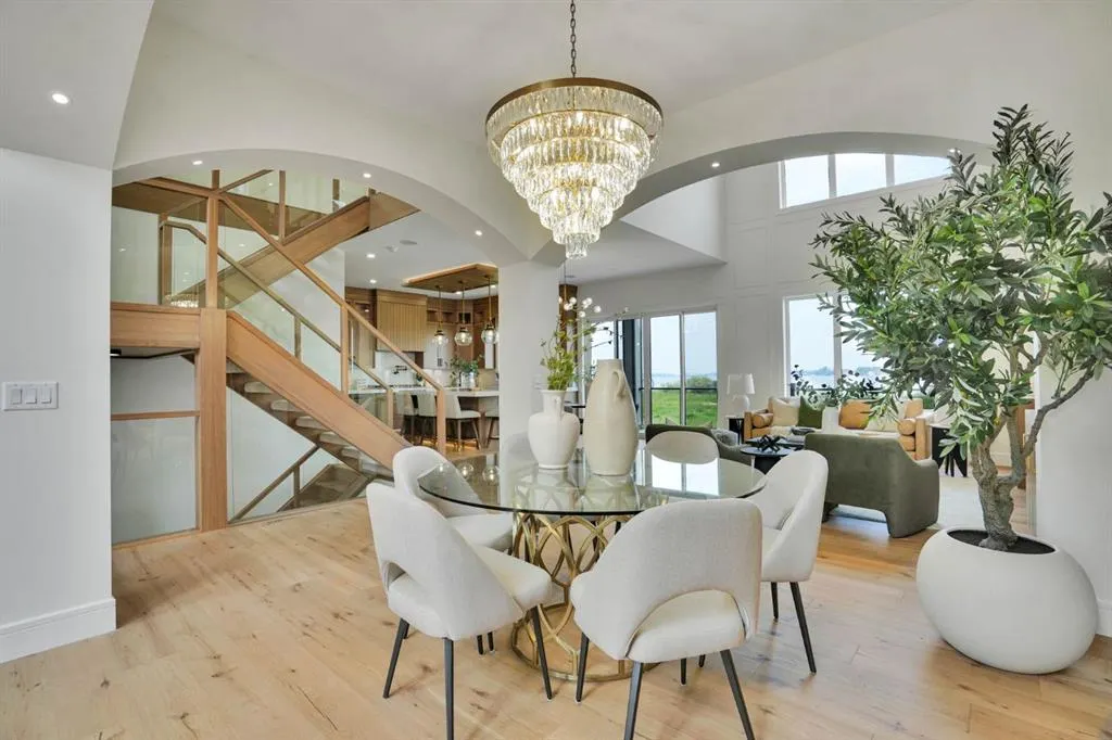 952 SOUTH SHORE Terrace