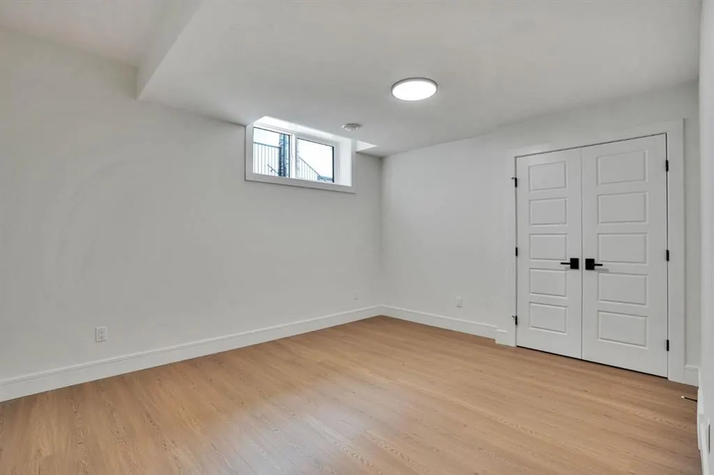 952 SOUTH SHORE Terrace