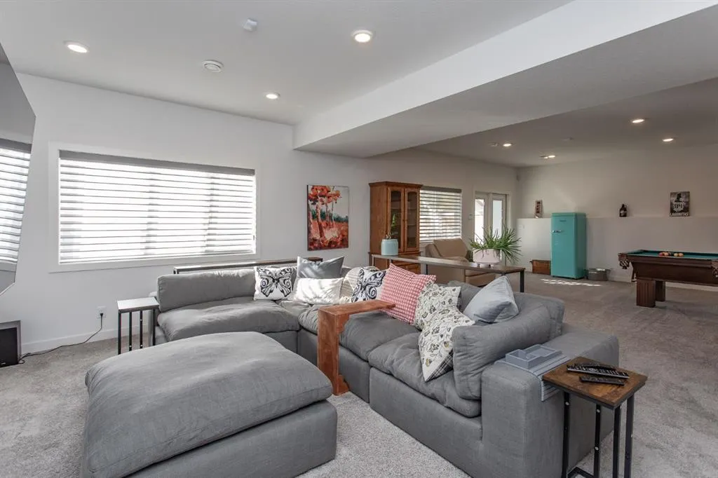 70 Truant Crescent