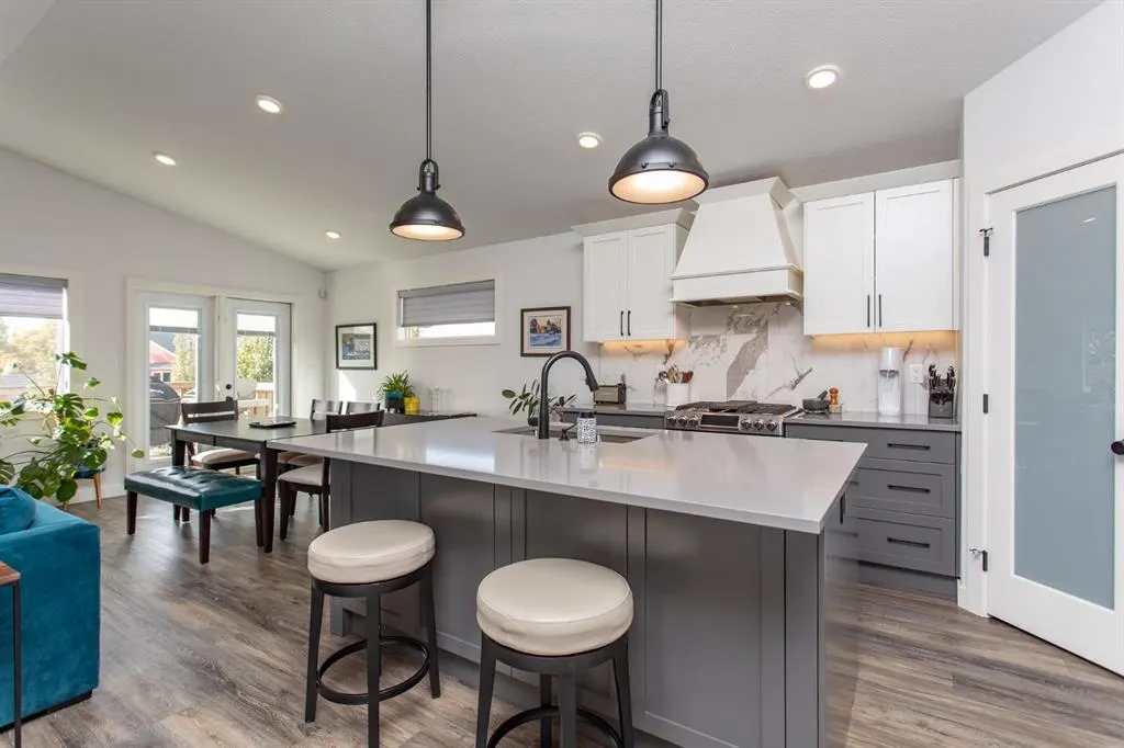 70 Truant Crescent