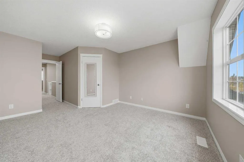 1833 New Brighton Drive SE
