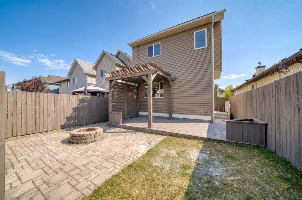 1833 New Brighton Drive SE
