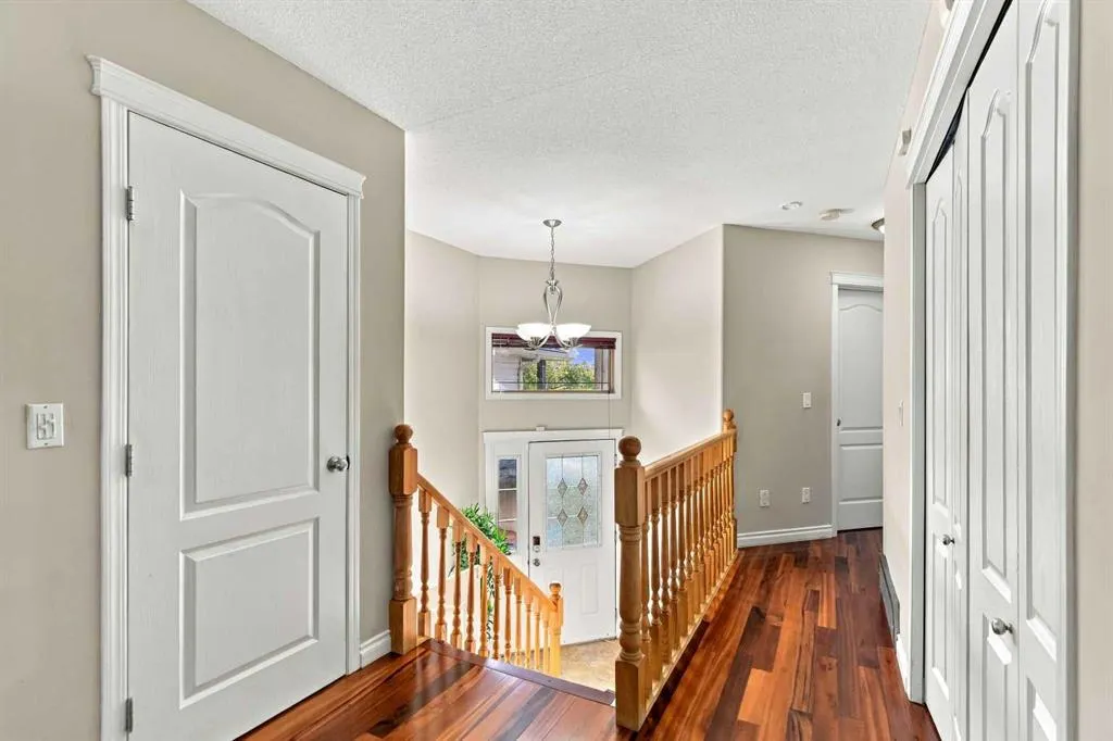236 Paris Crescent