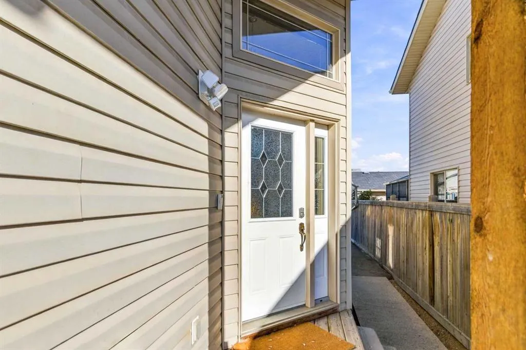236 Paris Crescent