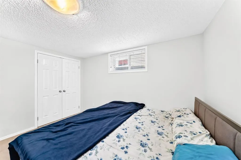 115 Whitehorn Road NE