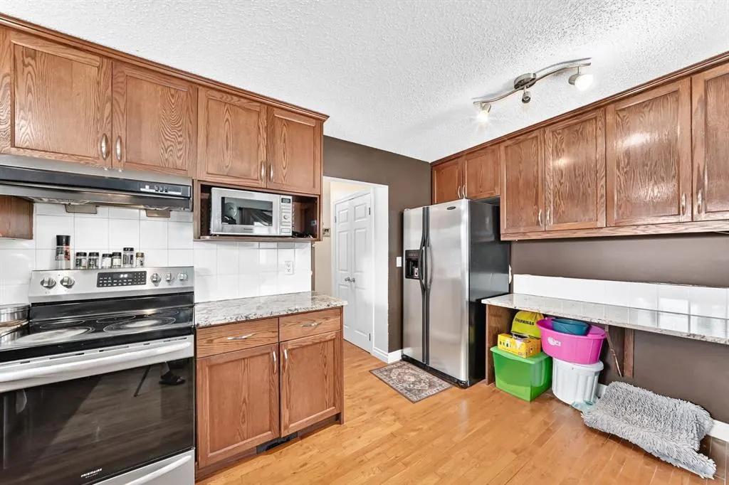 115 Whitehorn Road NE