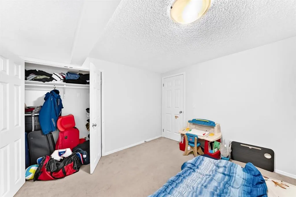 115 Whitehorn Road NE