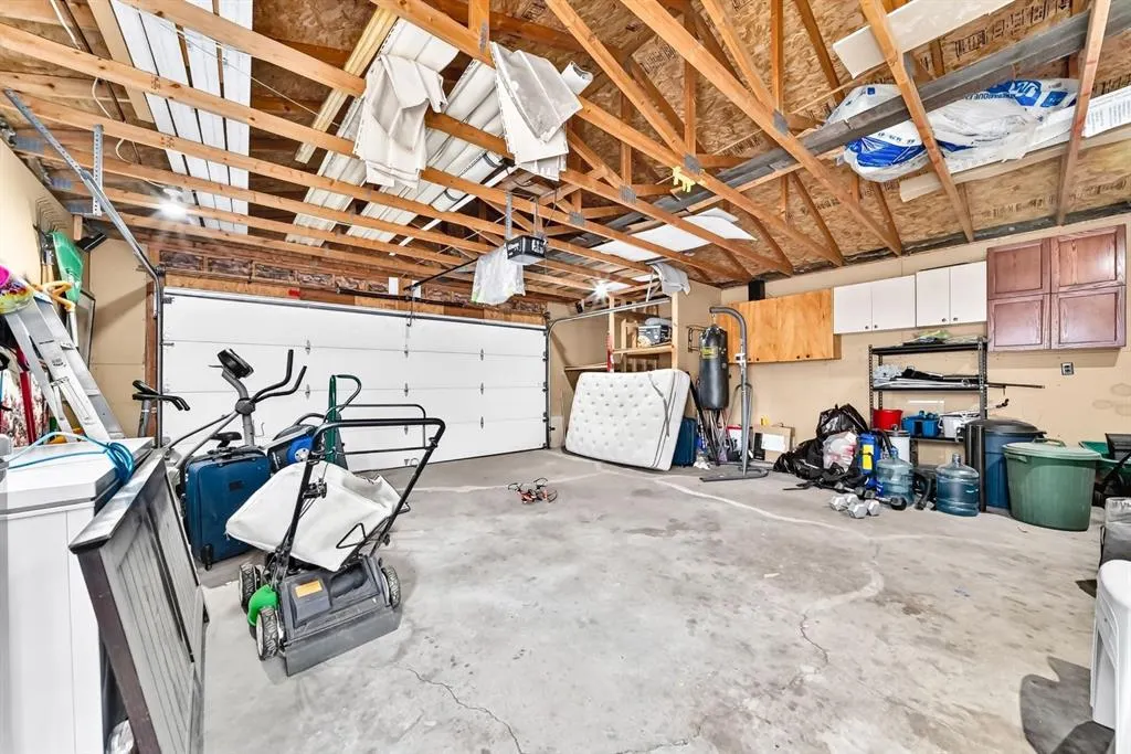 115 Whitehorn Road NE