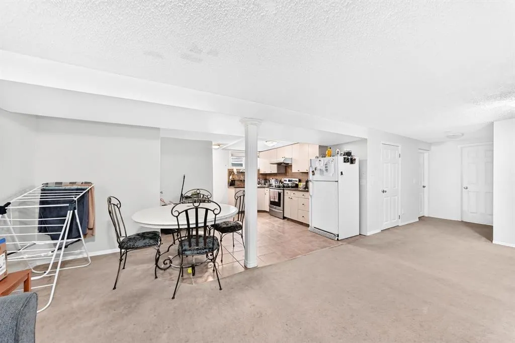 115 Whitehorn Road NE