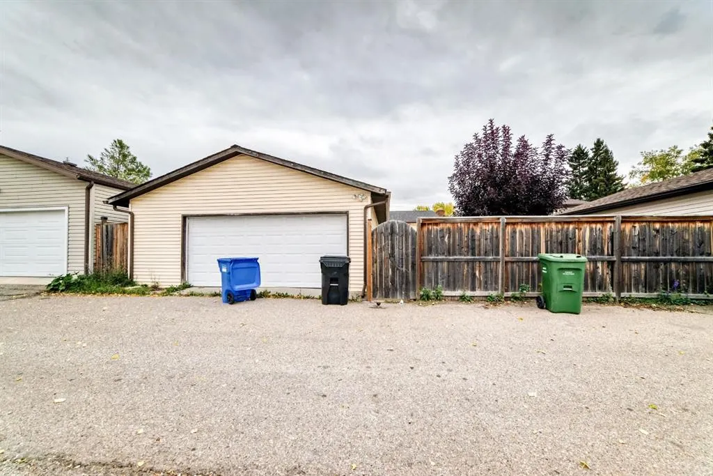 115 Whitehorn Road NE