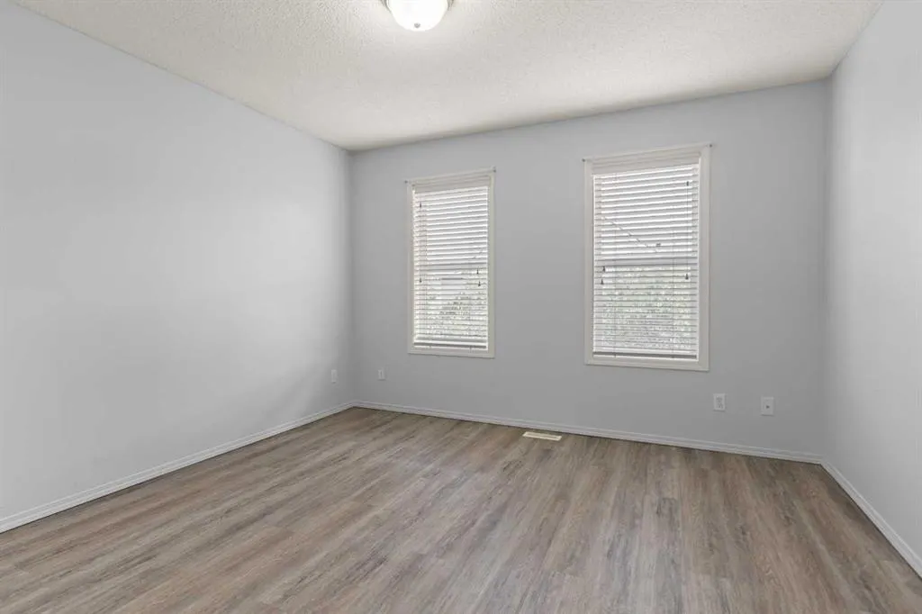 902 Prairie Sound Circle NW