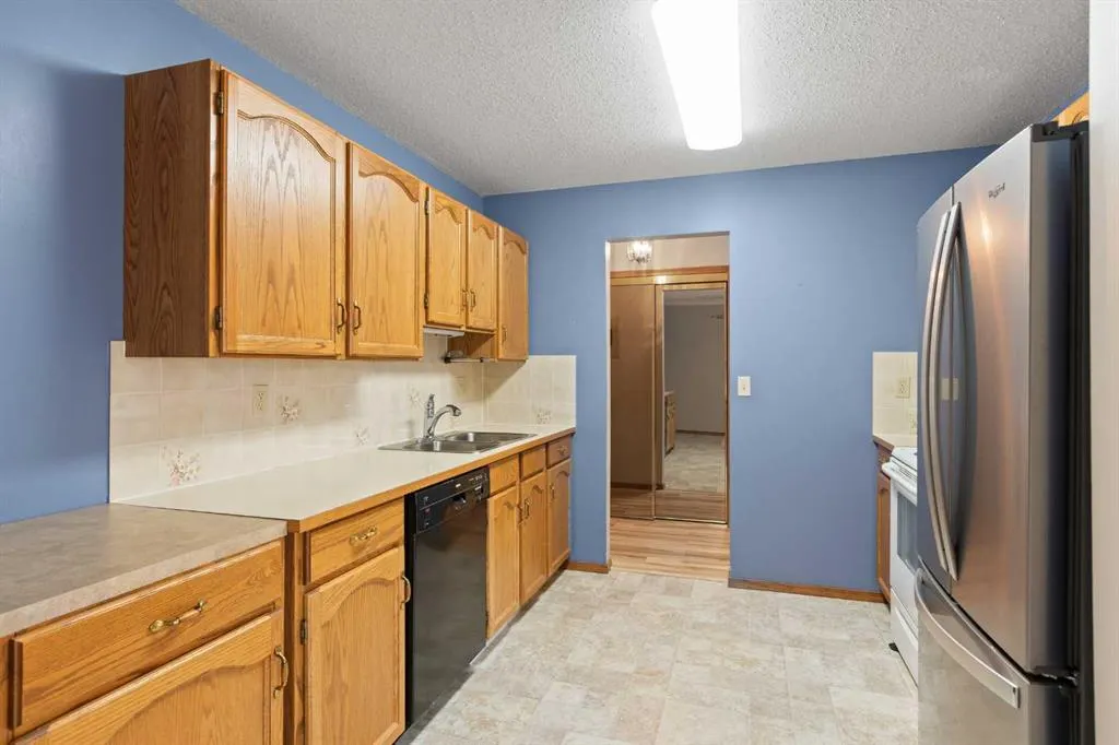 410 7 Street SW #202