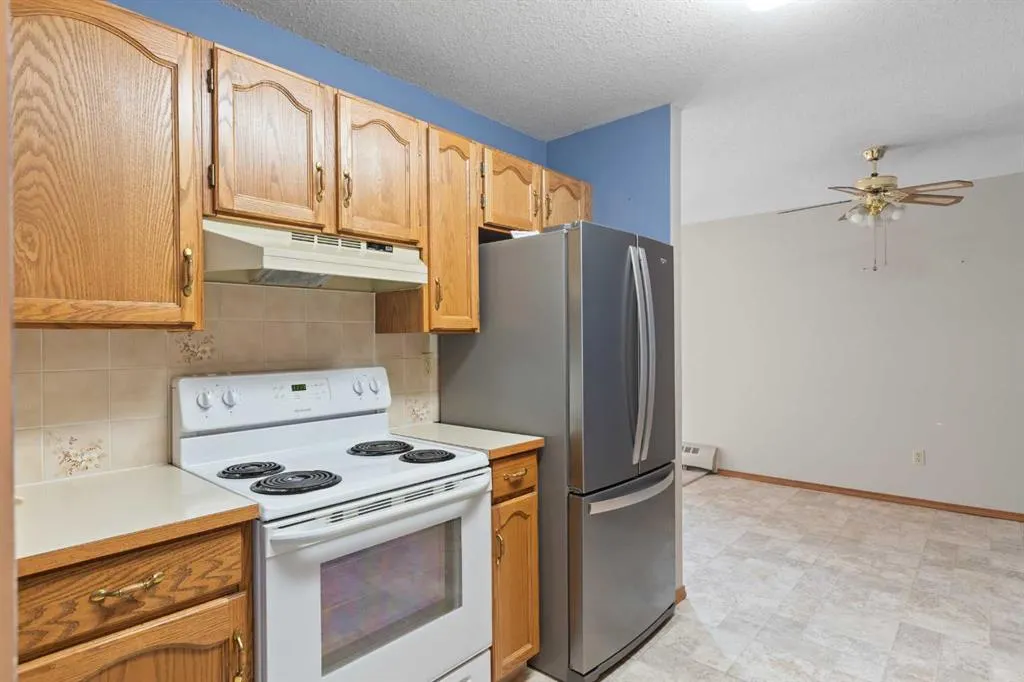 410 7 Street SW #202