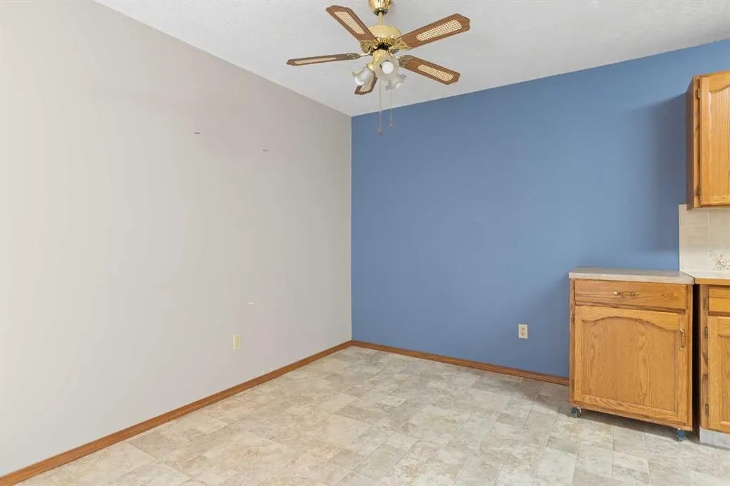 410 7 Street SW #202