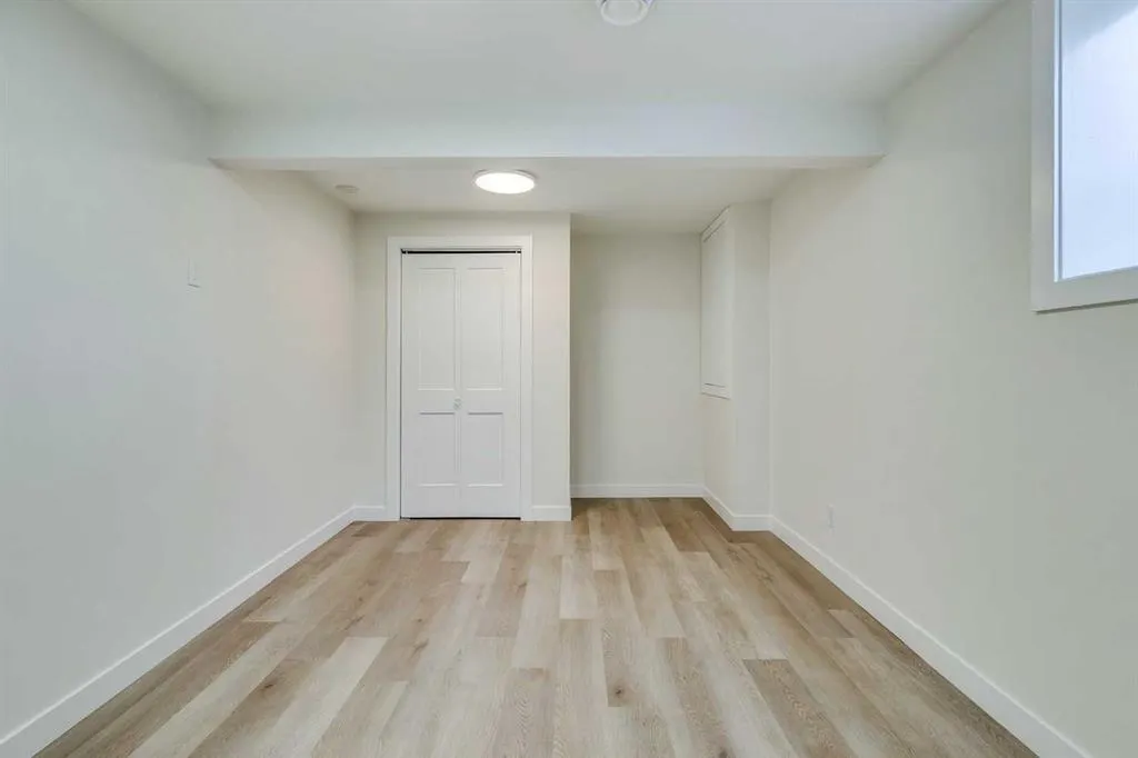 47 Midvalley Rise SE