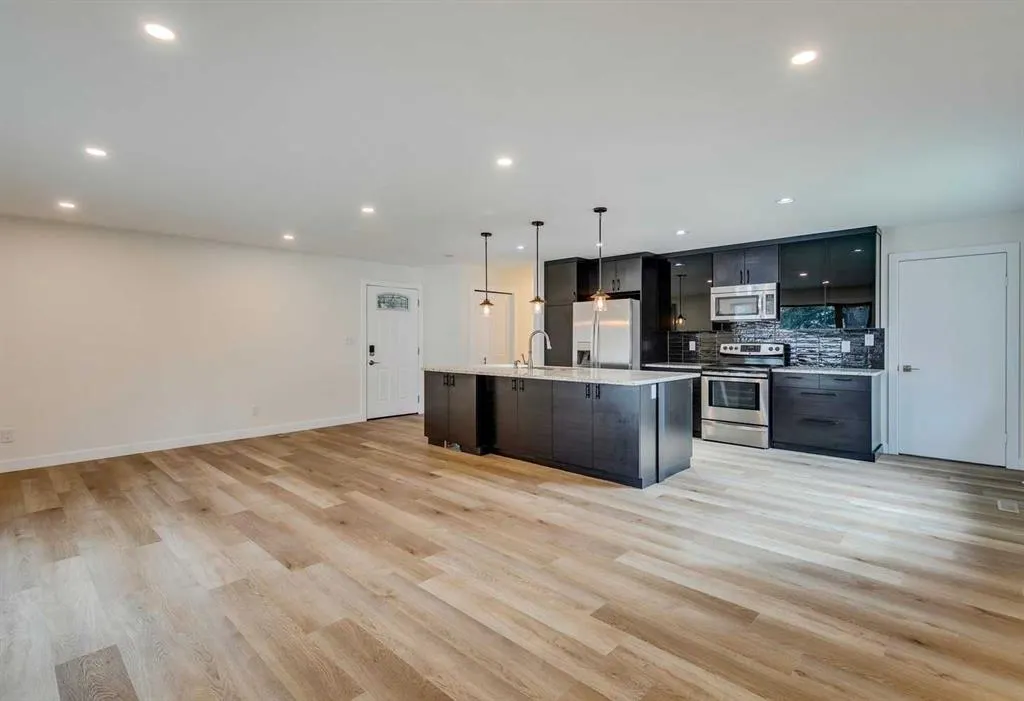47 Midvalley Rise SE