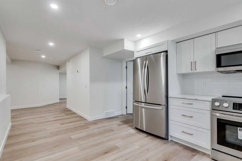47 Midvalley Rise SE
