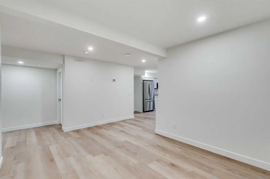 47 Midvalley Rise SE