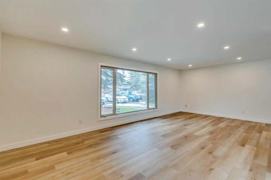 47 Midvalley Rise SE