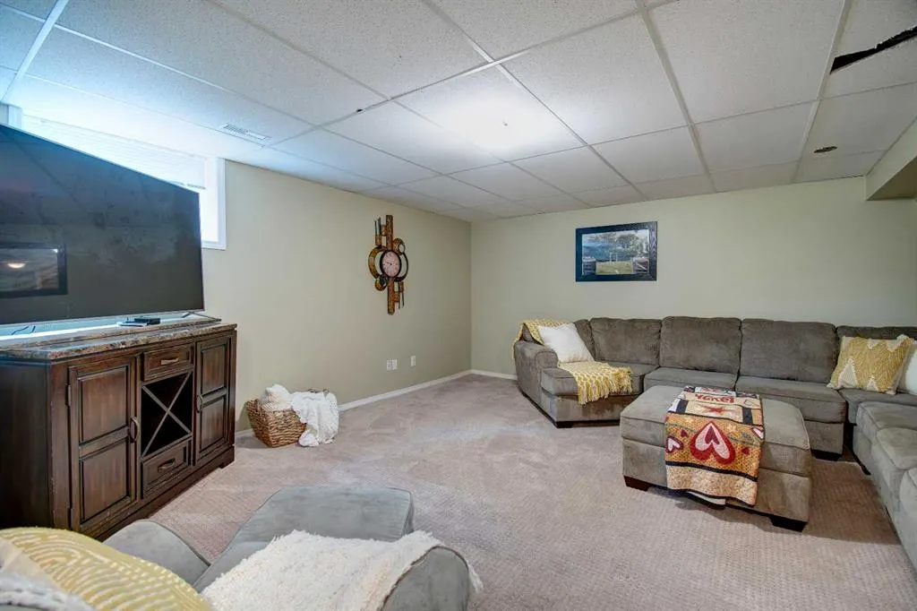 280105 Range Road 22