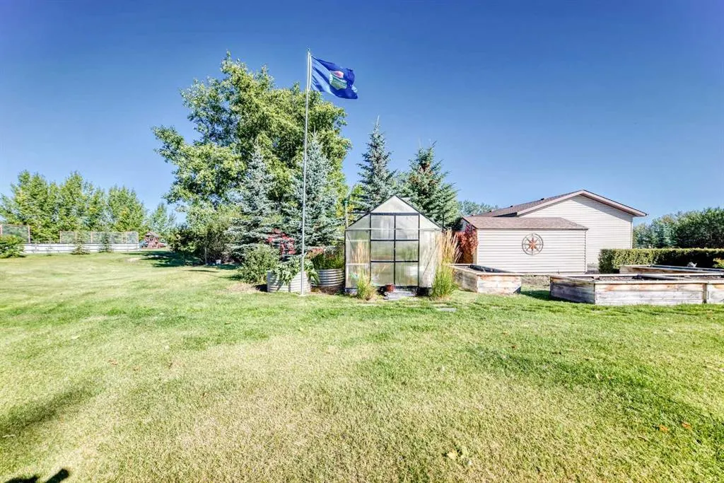 280105 Range Road 22