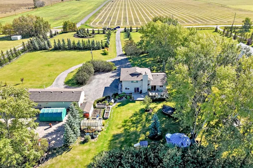 280105 Range Road 22