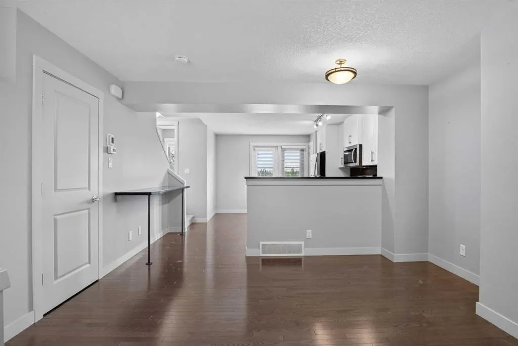 57 Aspen Hills Terrace SW