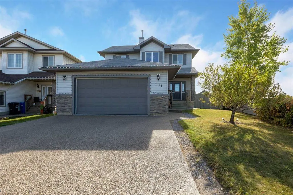 101 Red Lily Gate