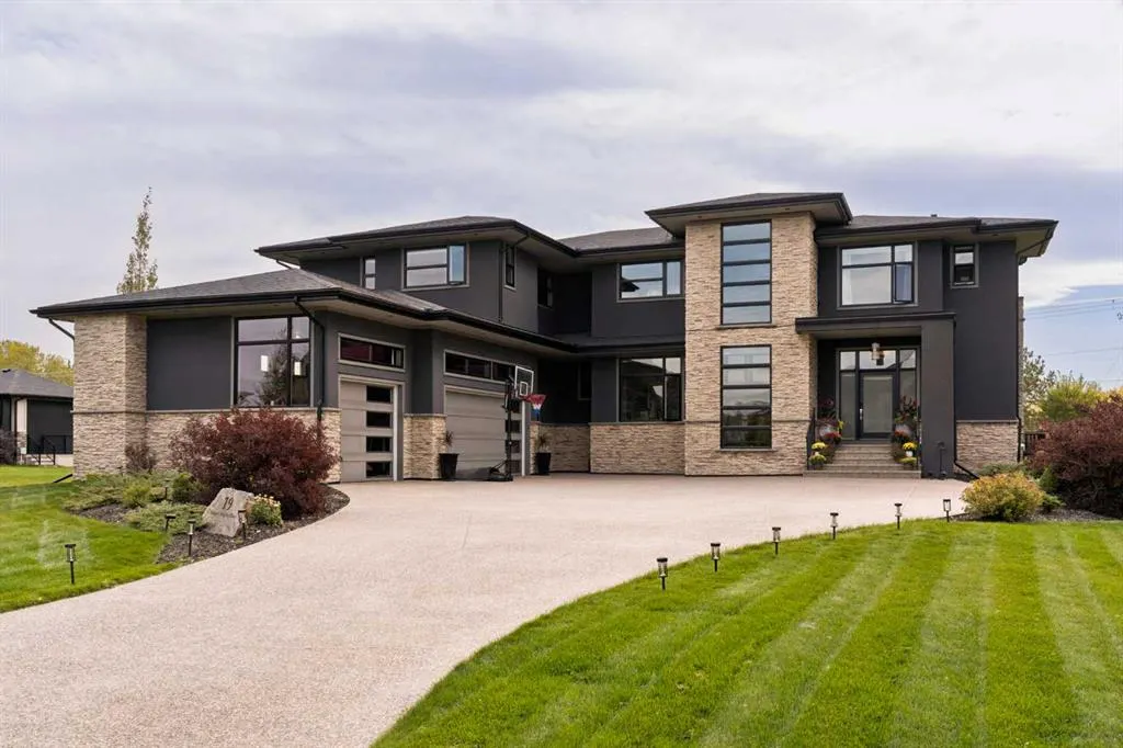 19 Stoneypointe Place