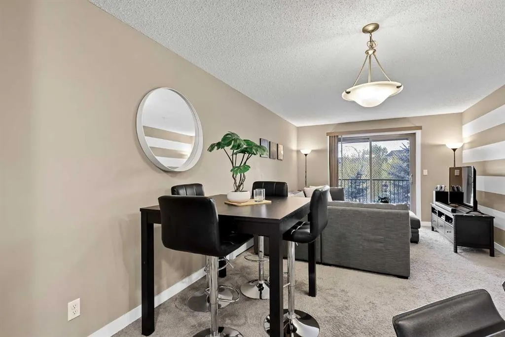 15 Saddlestone Way NE #209