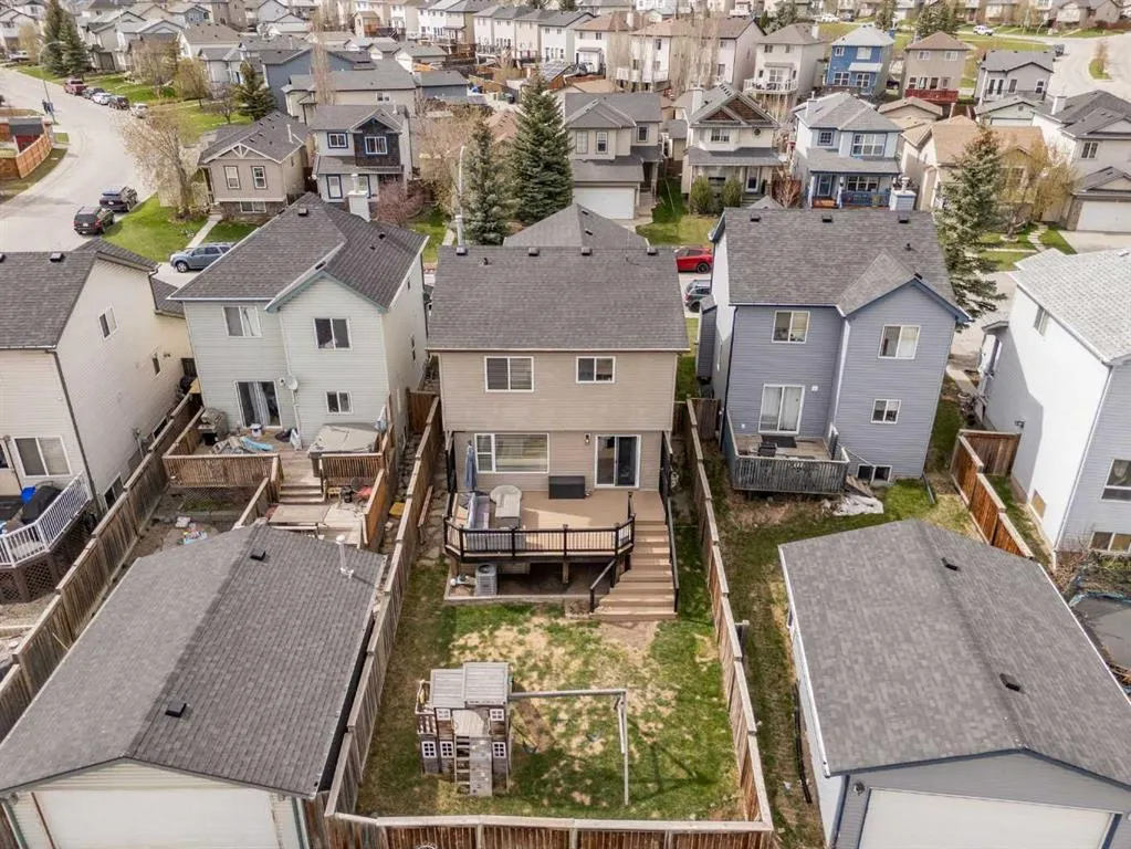 19 Covemeadow Crescent NE