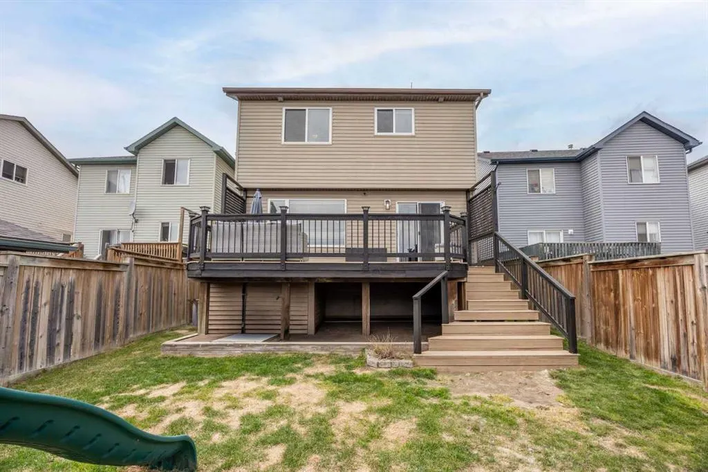 19 Covemeadow Crescent NE
