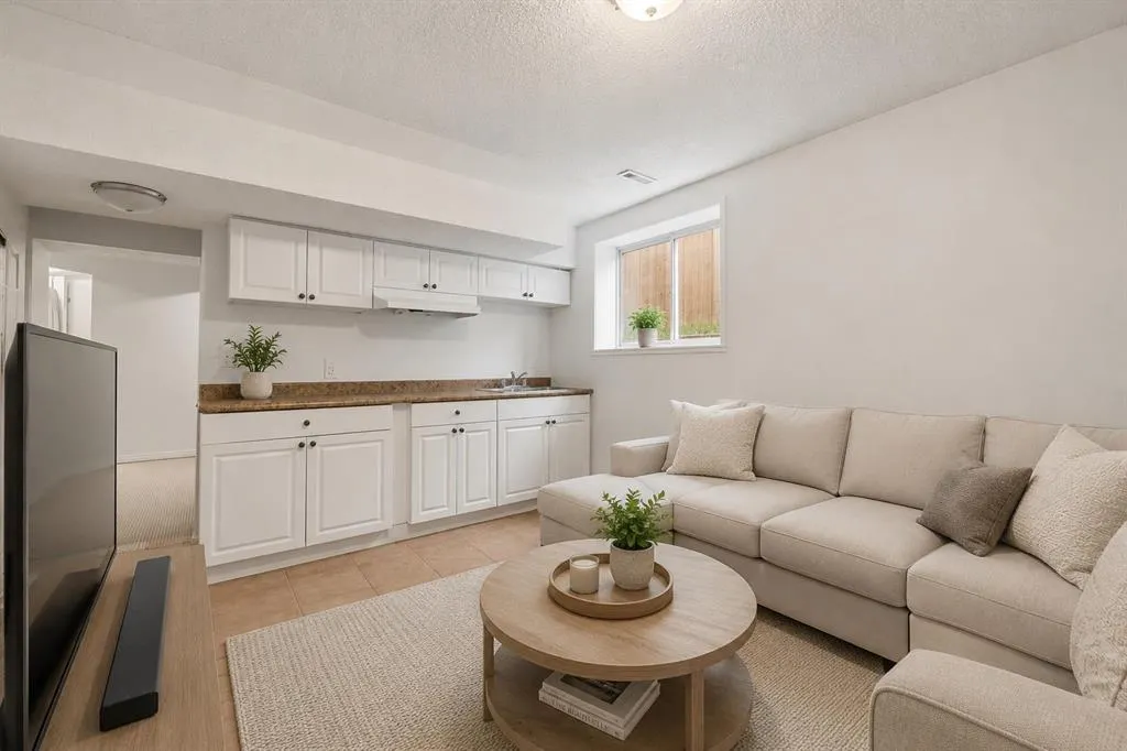 19 Covemeadow Crescent NE
