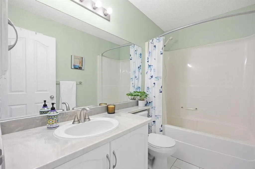 19 Covemeadow Crescent NE