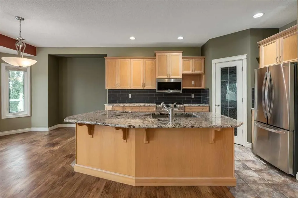 184 Sunterra Heights