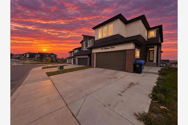 72 Calhoun View NE