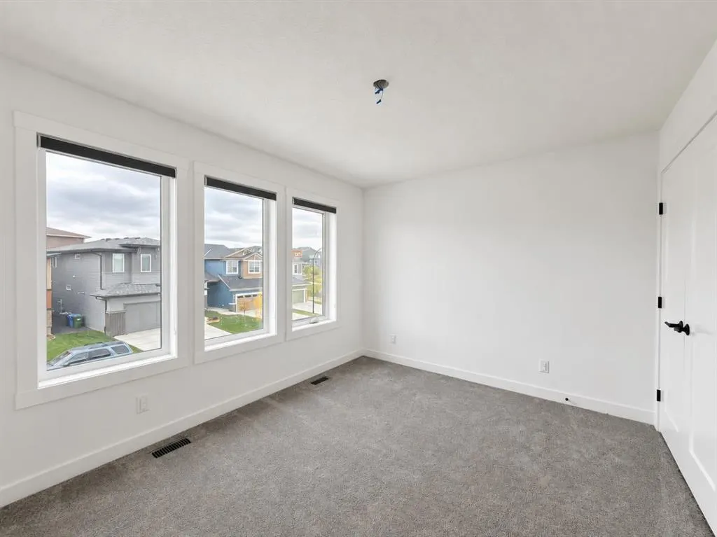 72 Calhoun View NE