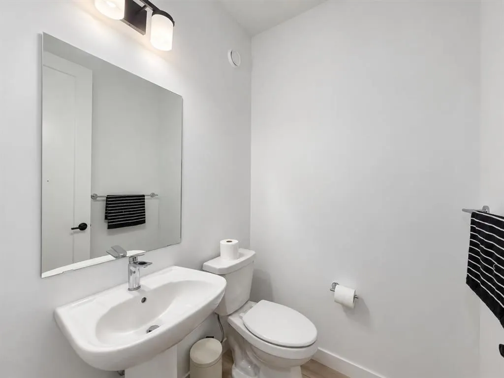 72 Calhoun View NE