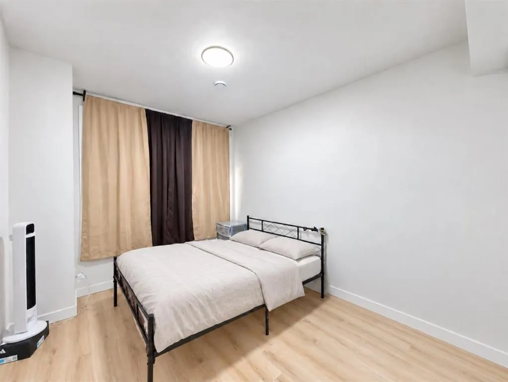 72 Calhoun View NE