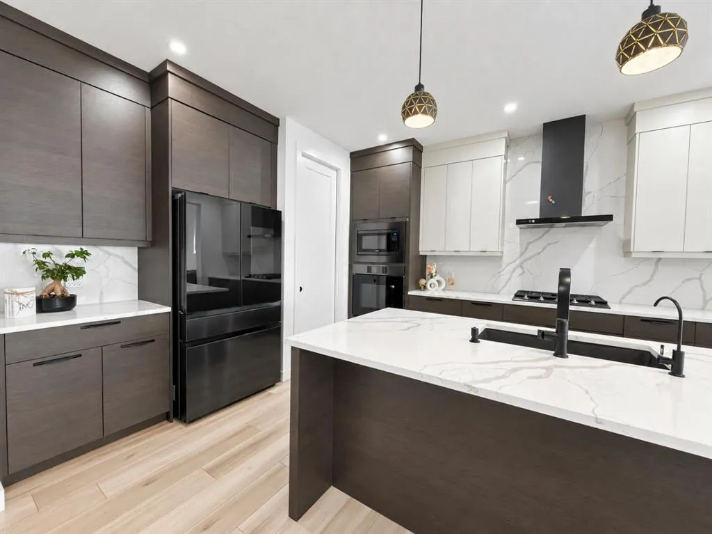 72 Calhoun View NE