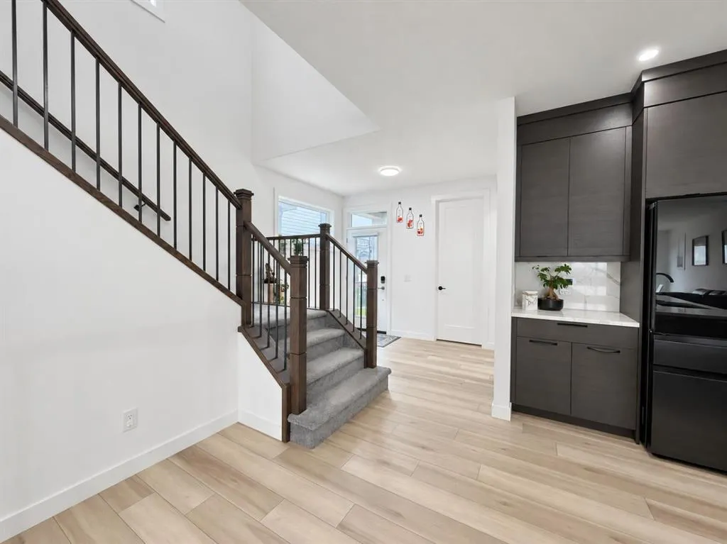 72 Calhoun View NE