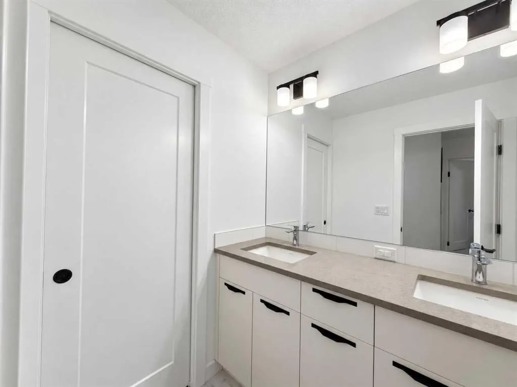 72 Calhoun View NE