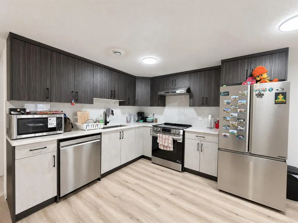 72 Calhoun View NE