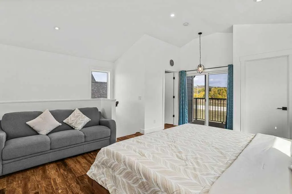 44 Cottageclub Lane