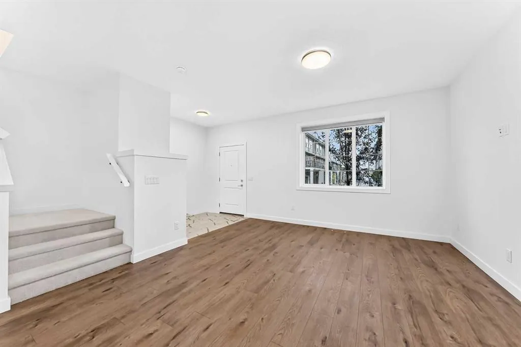 107 Cornerstone Path NE