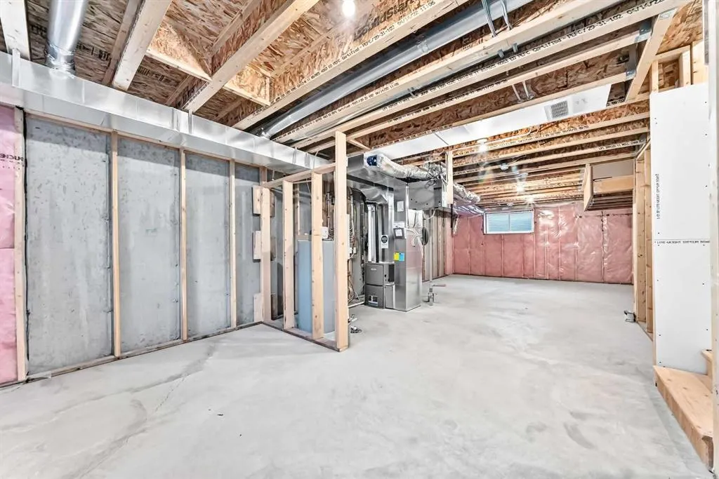 107 Cornerstone Path NE